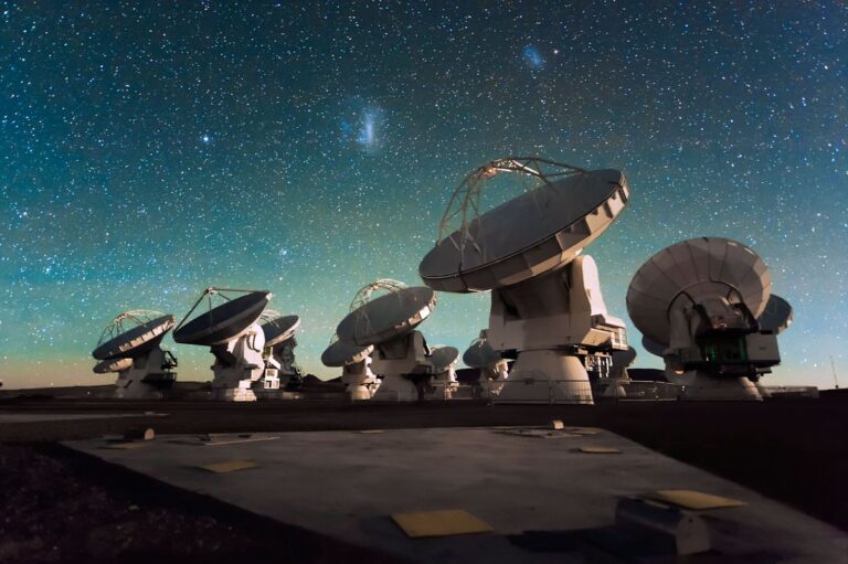 Indian techies' software helps hear from far-off galaxies and make discoveries.